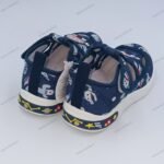 Tom.m batukai(23-28)