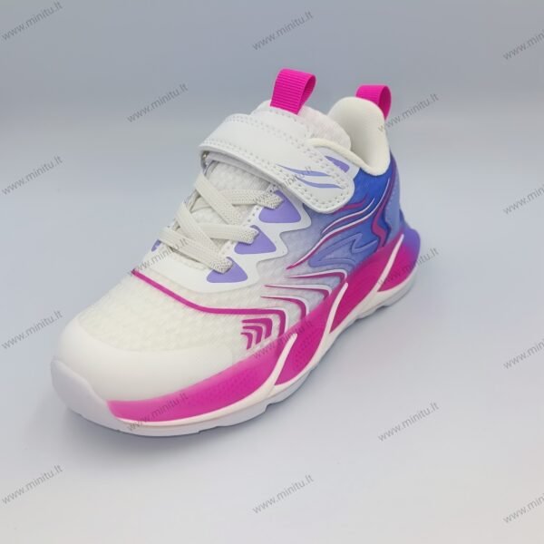 Šviečiantys kedai (27-32)